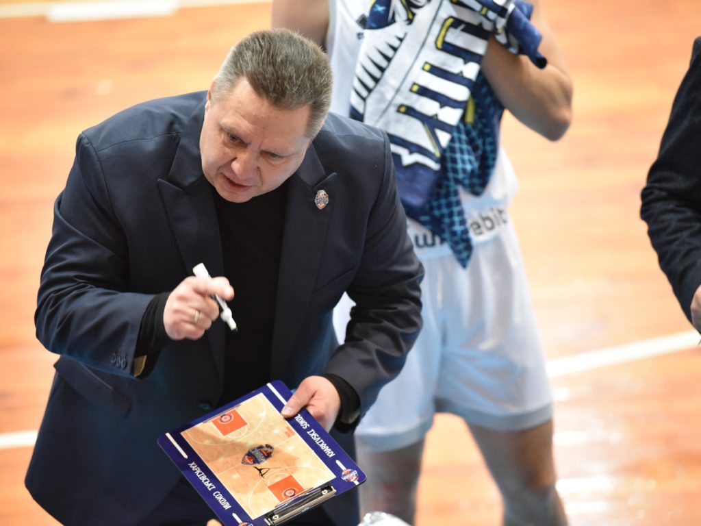 Валерій Плеханов: “Хочу побажати миру й красивих перемог улюбленої команди”