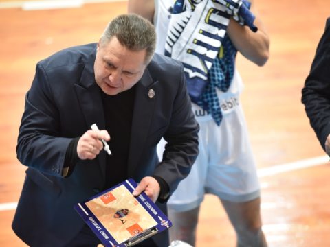 Валерій Плеханов: “Хочу побажати миру й красивих перемог улюбленої команди”